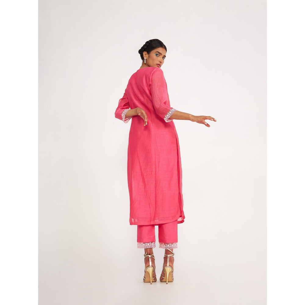 Asaga Nova Candy Pink Embroidered Kurta with Pants and Organza Dupatta (Set of 3)
