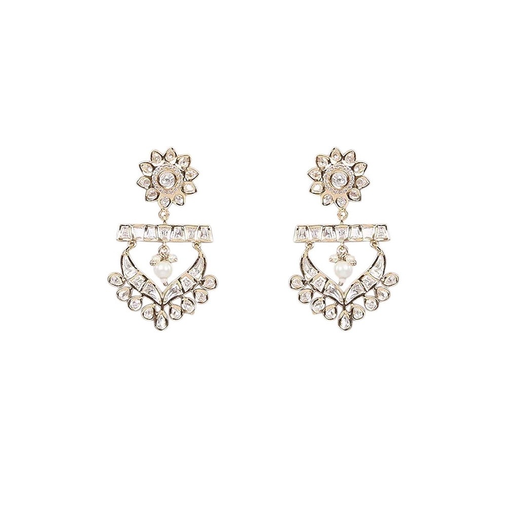 Auraa Trends White Gold-Plated Kundan Choker Jewellery Set with Pearl Accents for Women