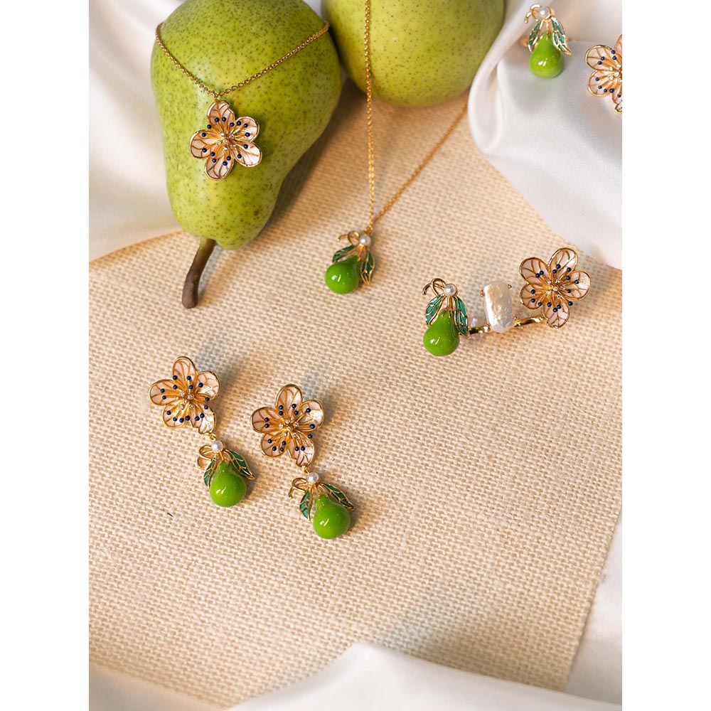 AZGA Green Pear Blossom Earrings