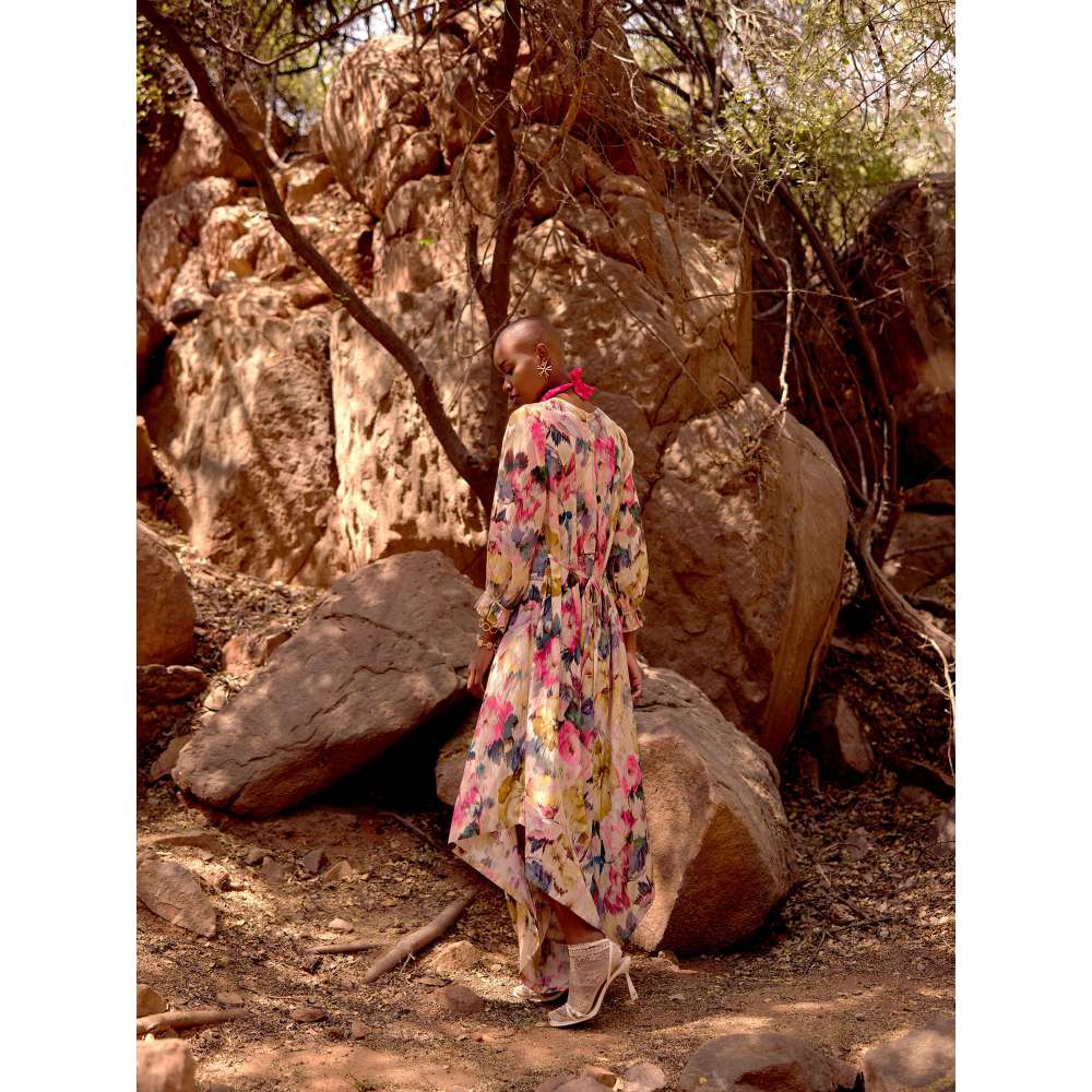 Basanti Kapde aur Koffee Pink Printed Savanna Bloom Cotton Jumpsuit