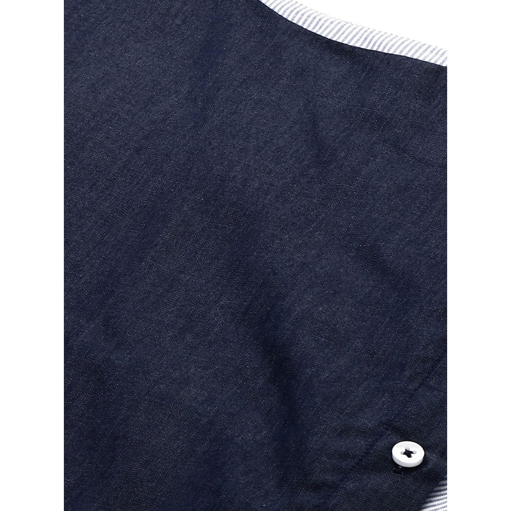 Echke Wide Collar and Off Centered Placket Shirt