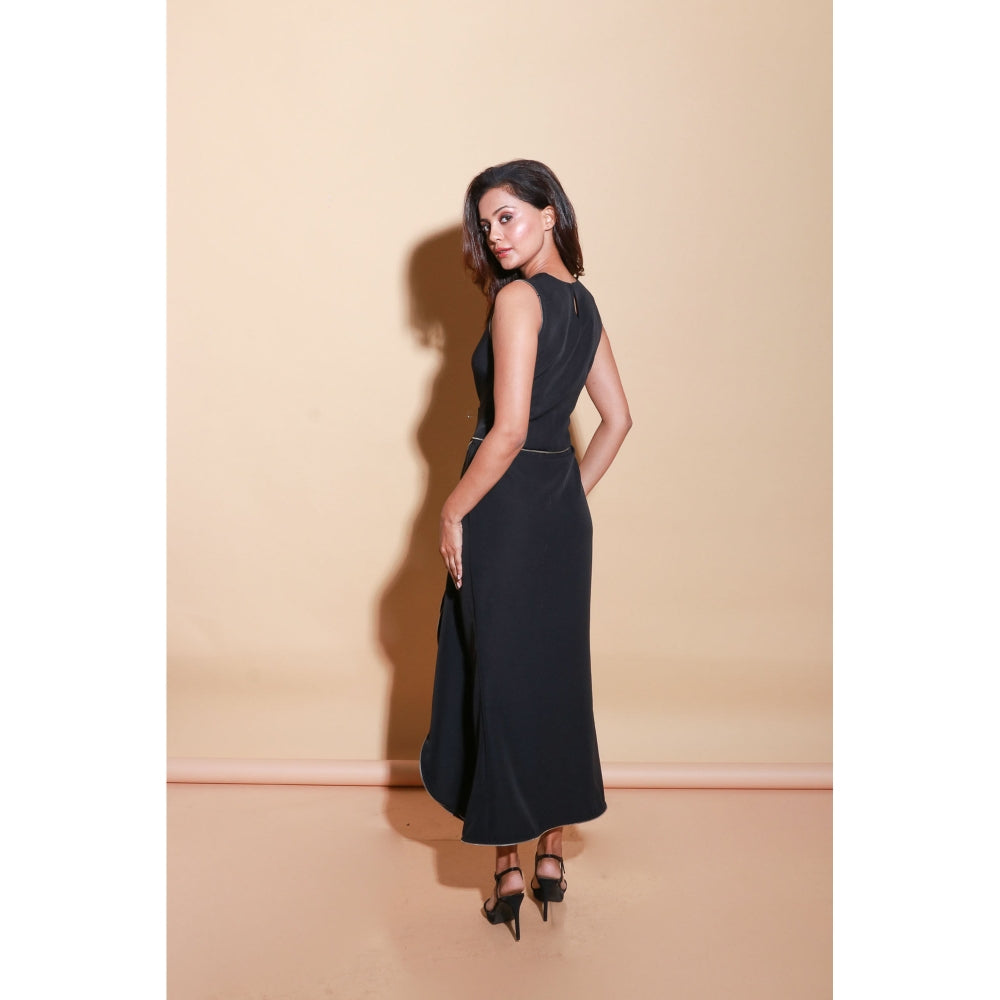 Echke Long Dress with Zipper Front Side Trail