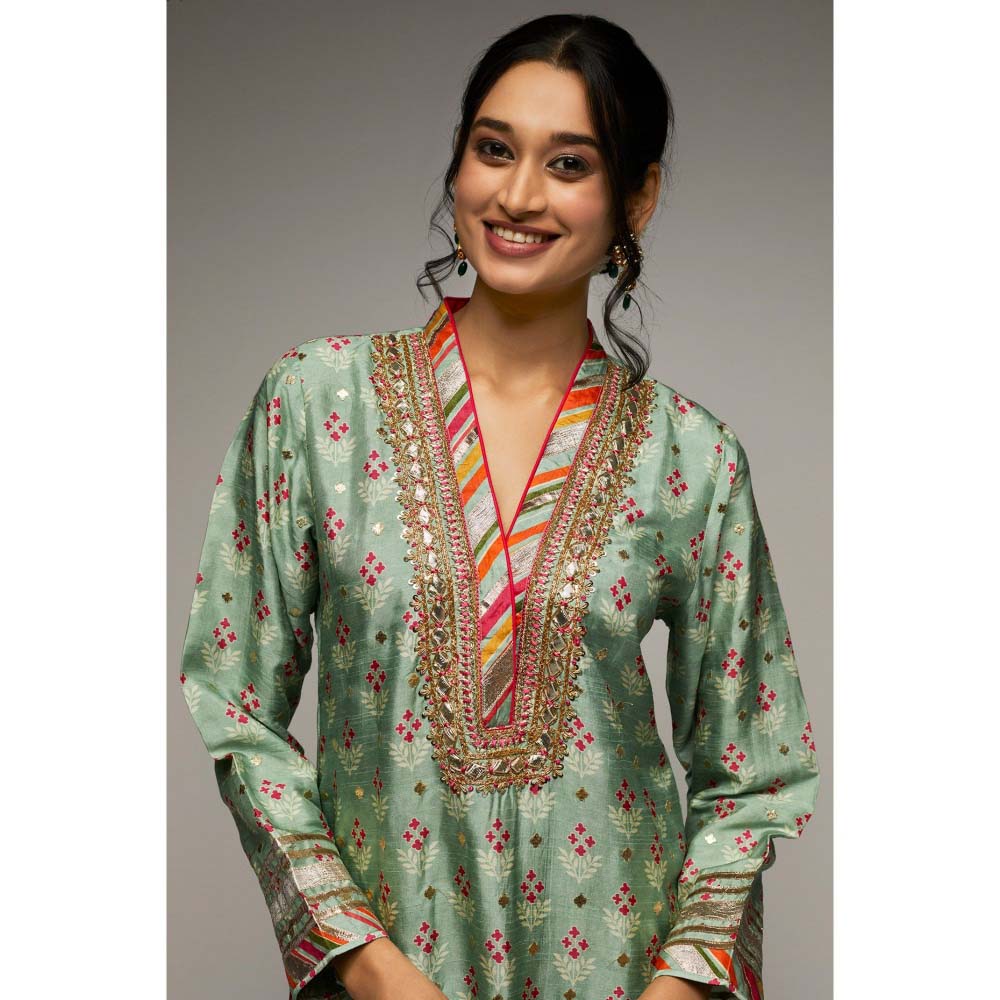 Gopi Vaid Blue Tilla V-Neck Kurta Palazzo (Set of 2)