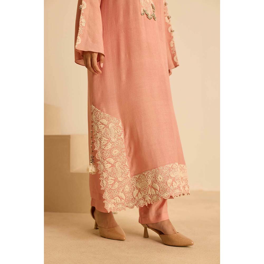 Inej Peach Straight Kurta with Pant and Dupatta (Set of 3)