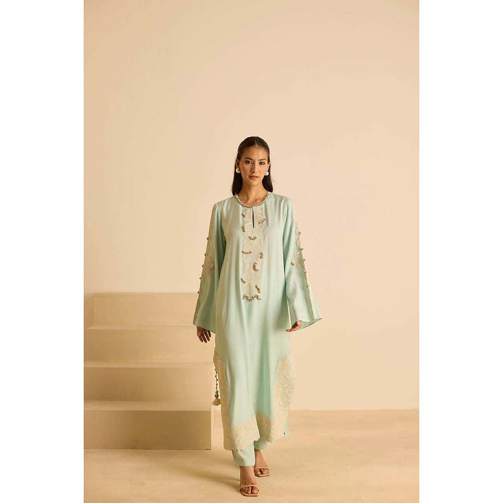 Inej Green Straight Kurta with Pant and Dupatta (Set of 3)