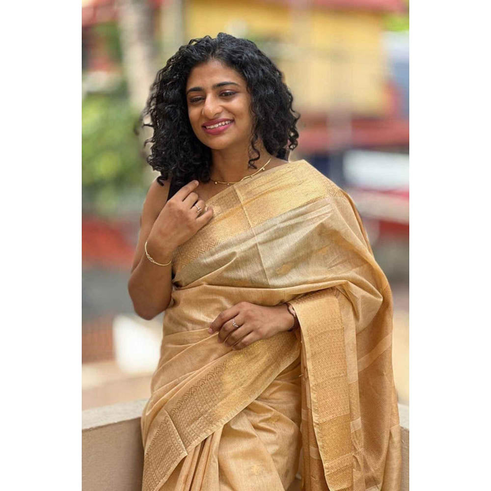 Isadora Life Womens Woven Zari Beige Pre-Draped Saree With Unstitched Blouse