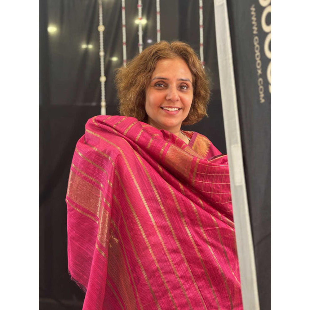 Isadora Life Womens Checks Zari Pink Pre-Draped Saree With Unstitched Blouse