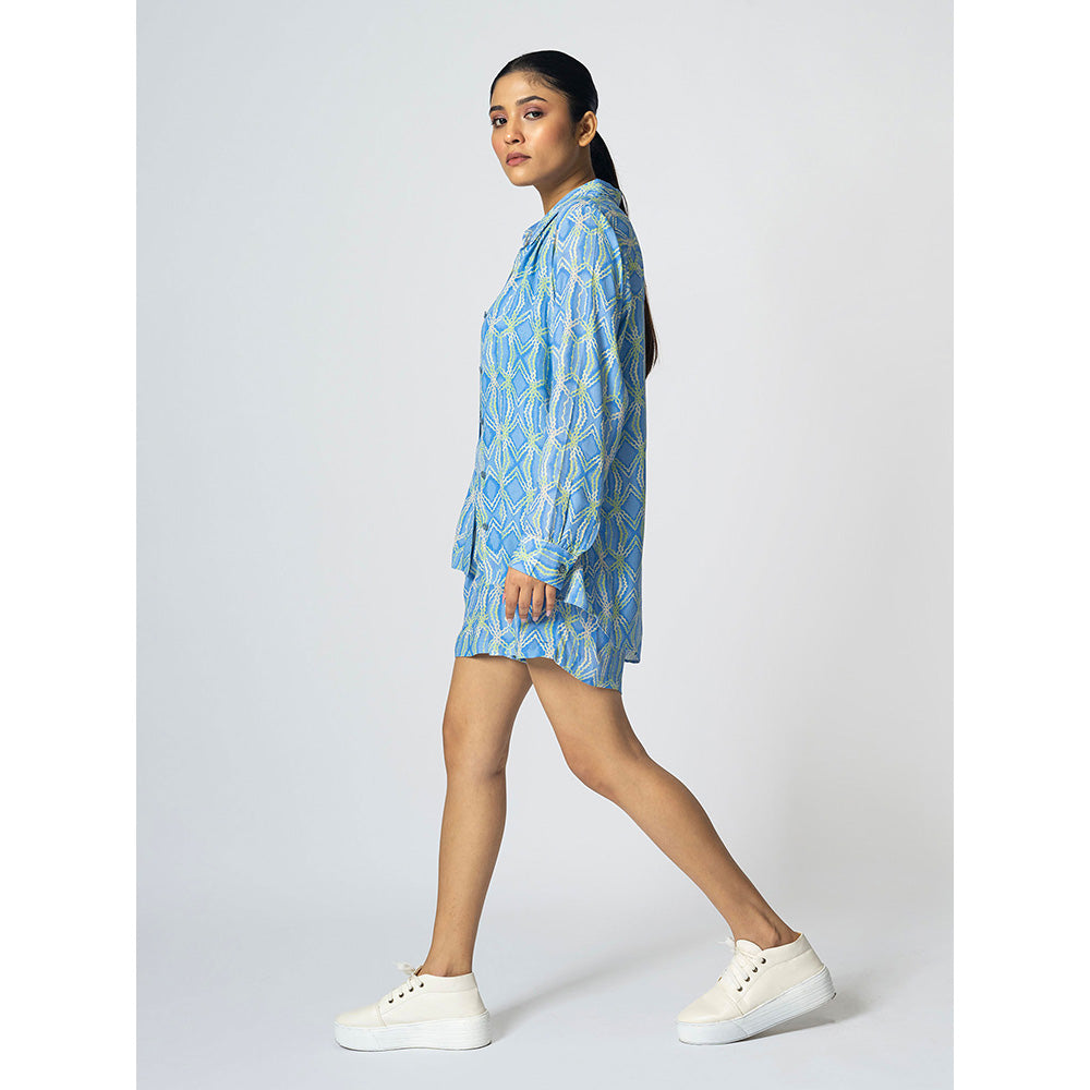 Klad Rhombus Icy Blue Collar Neck Shirt and Shorts (Set of 2)