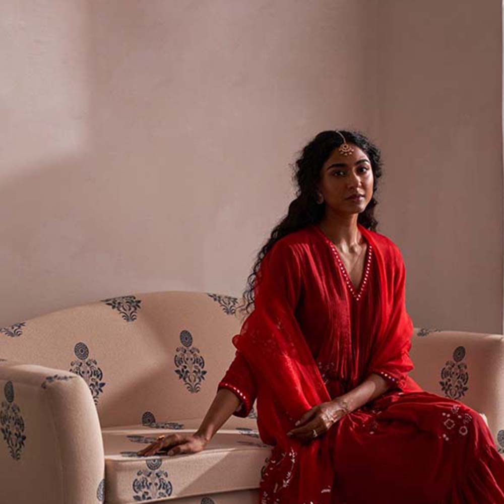 Label Earthen Khushboo Kurta with Pant with Dupatta (Set of 3)