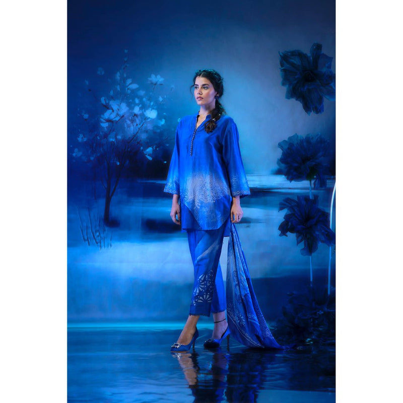 MANDIRA WIRK Blue Co-Ord Set