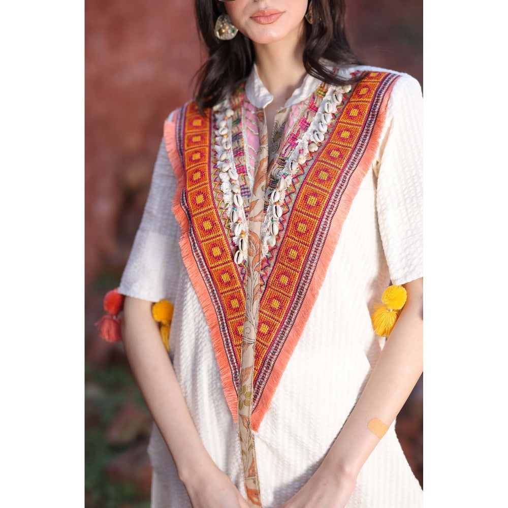 Mani Dua Khanna Embroidered Ivory Kurta with Pant (Set of 2)