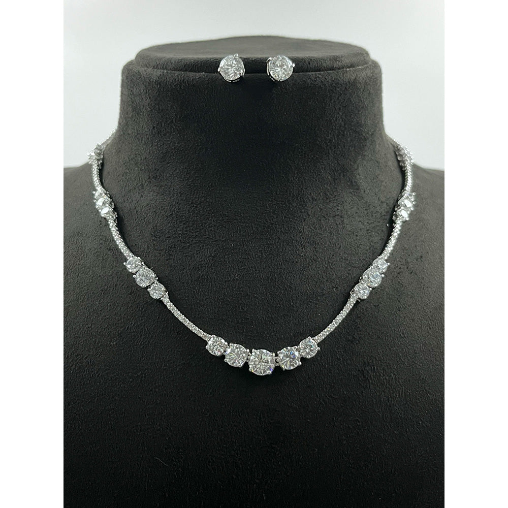 Mon Tresor Celeste Five Necklace with Pair of Earrings - White