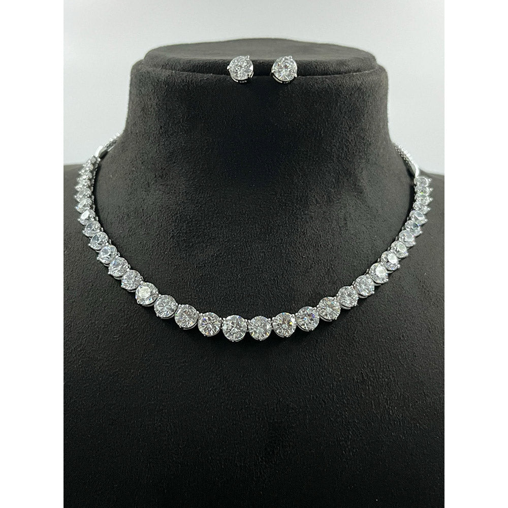 Mon Tresor Half Solitaire Necklace with Pair of Earrings With Earrings - White