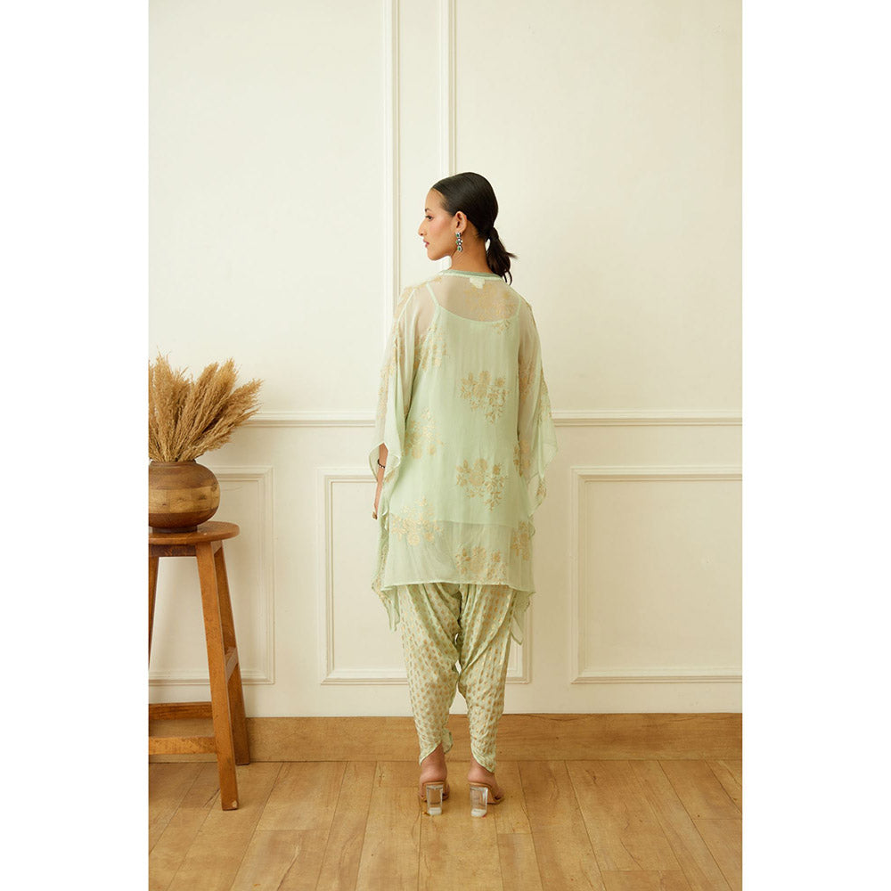 Nikasha Mint Foil Dhoti (Set of 2)