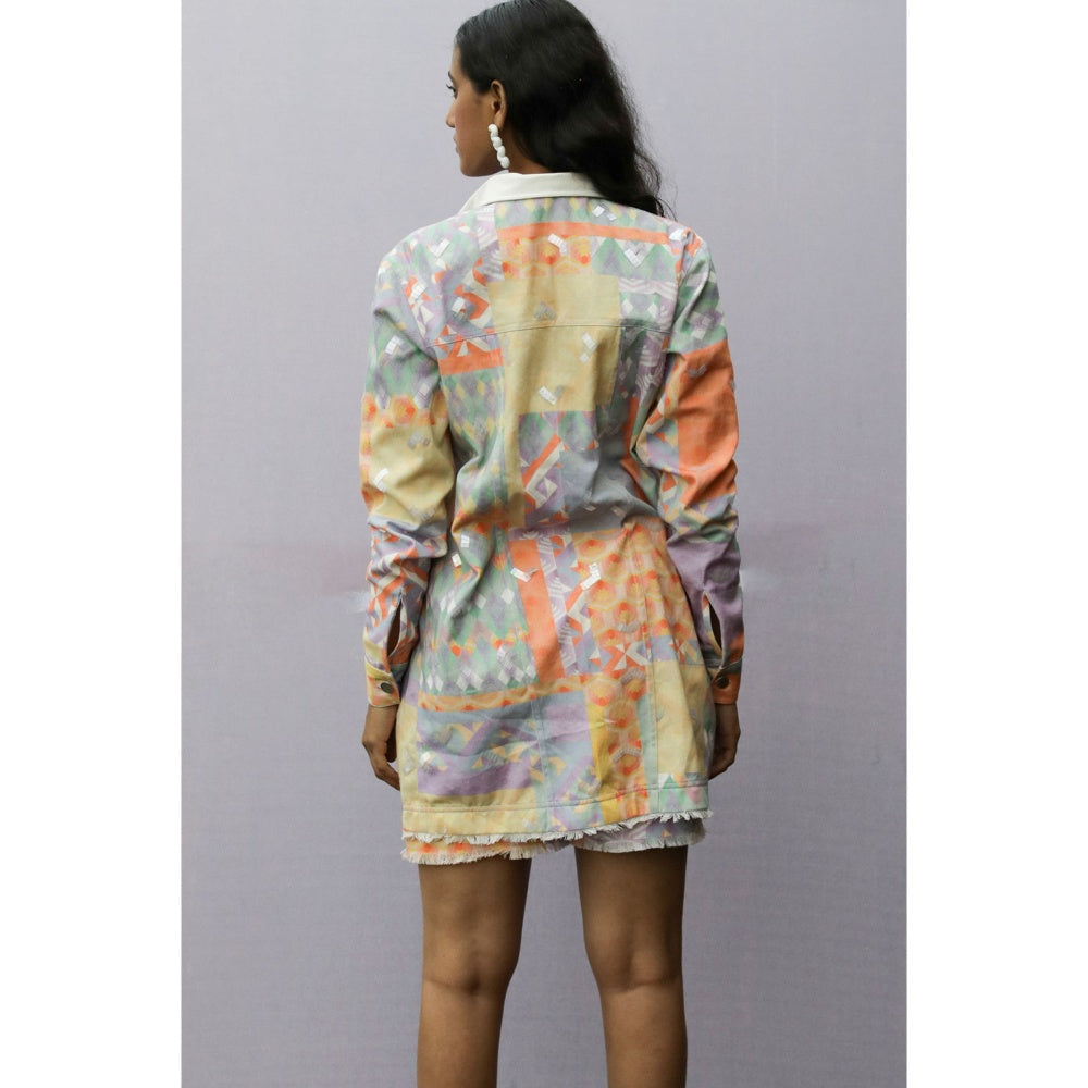 Nirmooha Green Printed Geo Denim Shorts