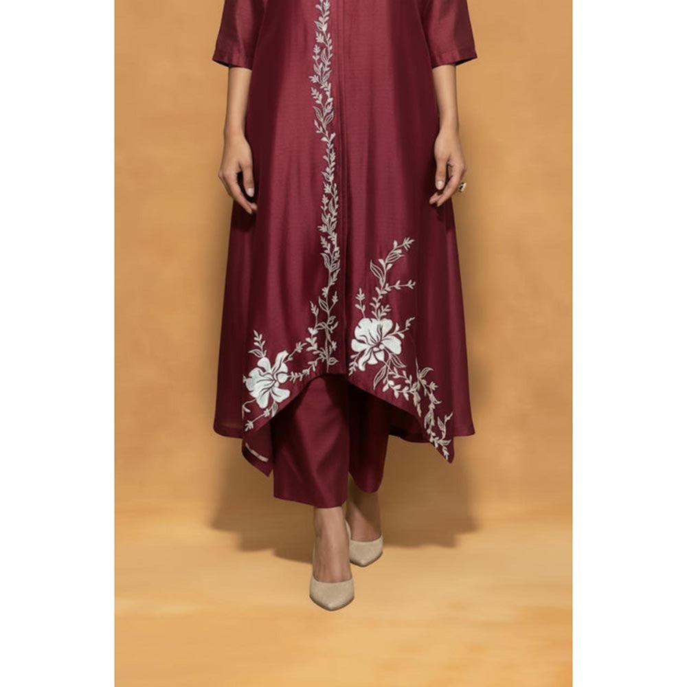 ORIGANI Maroon Chanderi Silk Mandarin Neck Embroidered Kurta with Pant