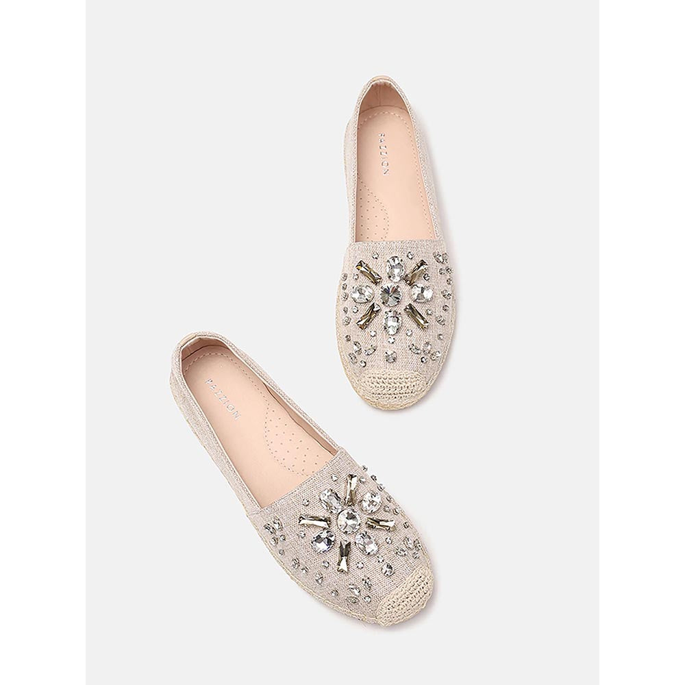 PAZZION Women's Almond Ornate Gemstone Canvas Espadrilles