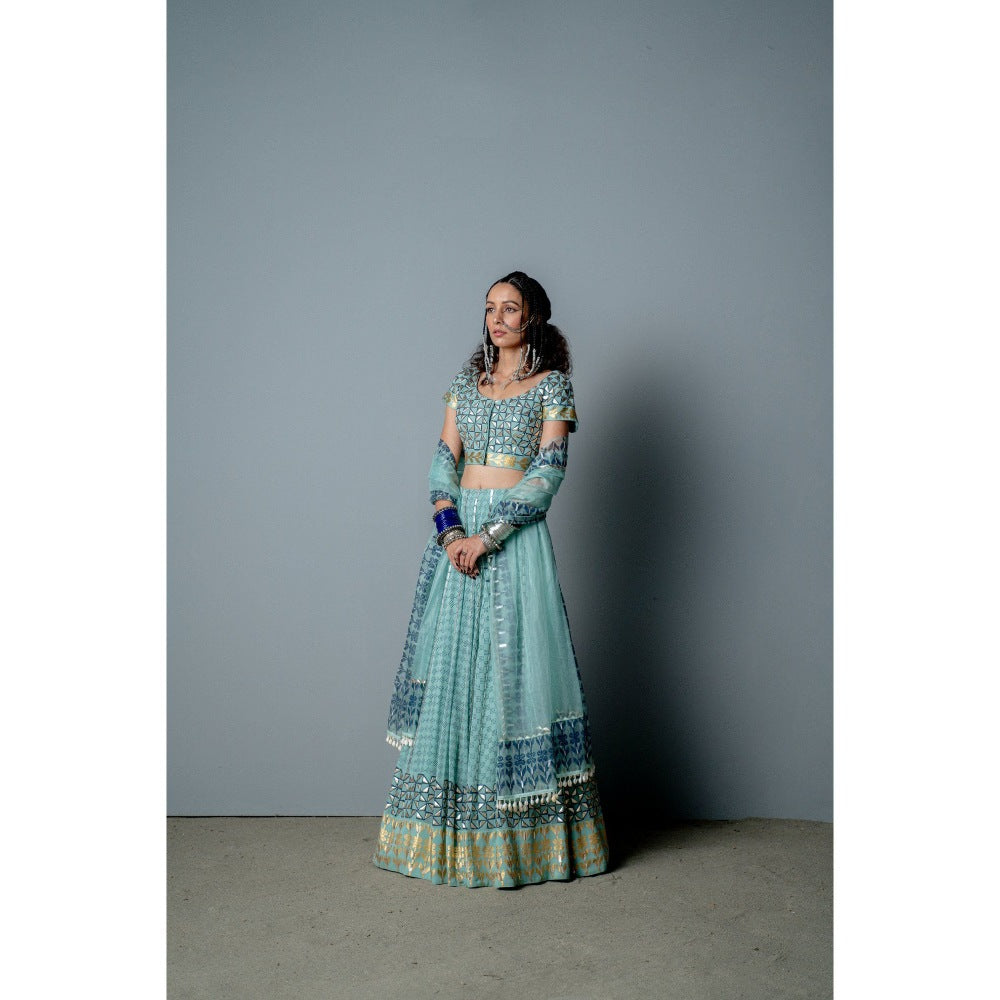 POOJA RAJGARHIA GUPTA The Nefertiti Lehenga (Set of 3)