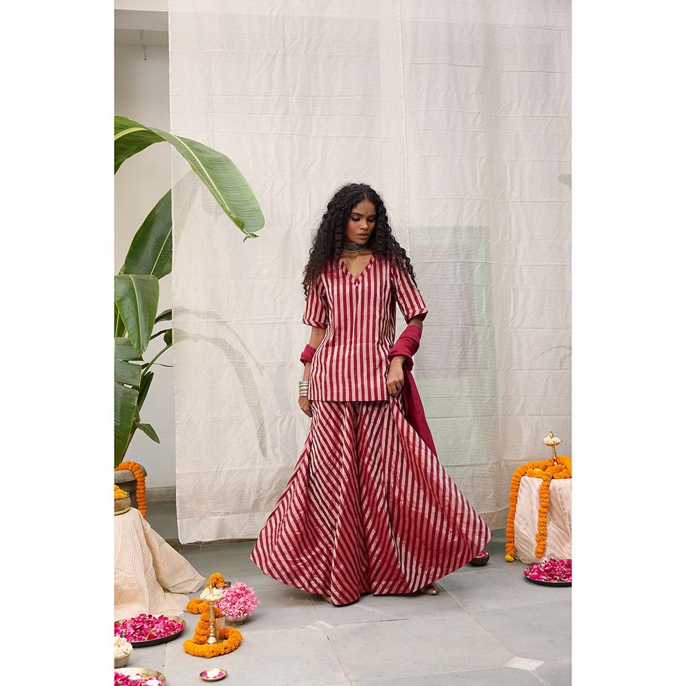 Raas Life Amala Zari Chanderi Kurta with Palazzo and Dupatta (Set of 2)