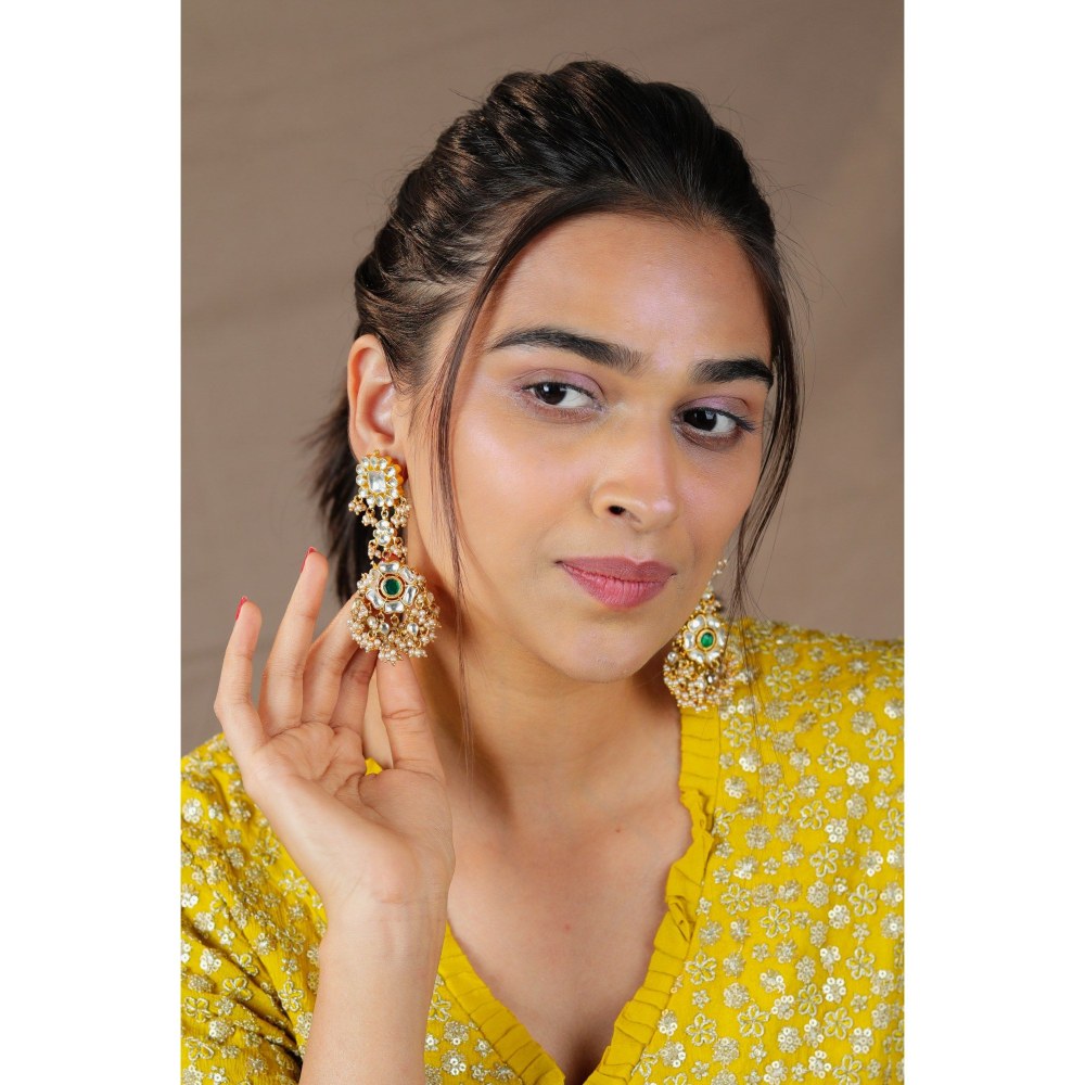 RIANA JEWELLERY Women Gold Finish White Hangings Necklace Set