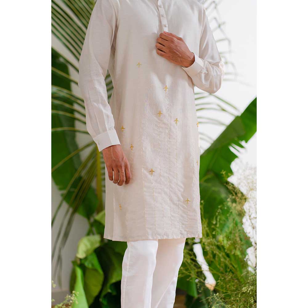 Runit Gupta Aero Ivory Kurta with Pant (Set of 2)
