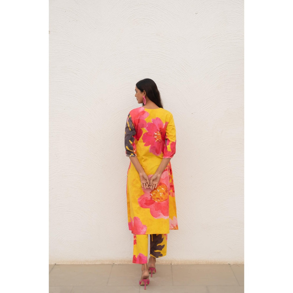 Silai Studio Floral Rhapsody Kurta