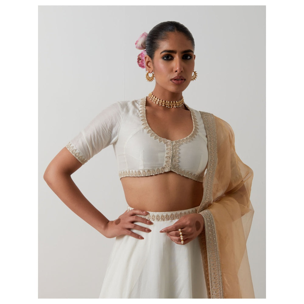 Vinusto Ivory Embroidered Choli Blouse with Lehenga & Gold Tissue Dupatta
