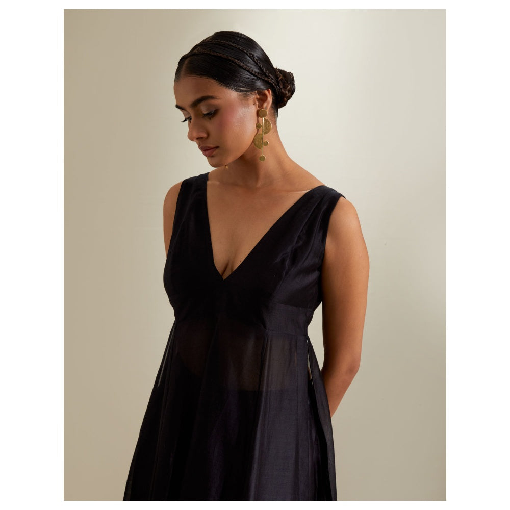 Vinusto Black Plunge Neck Stylise Chanderi Kurta with Cotton Palazzo