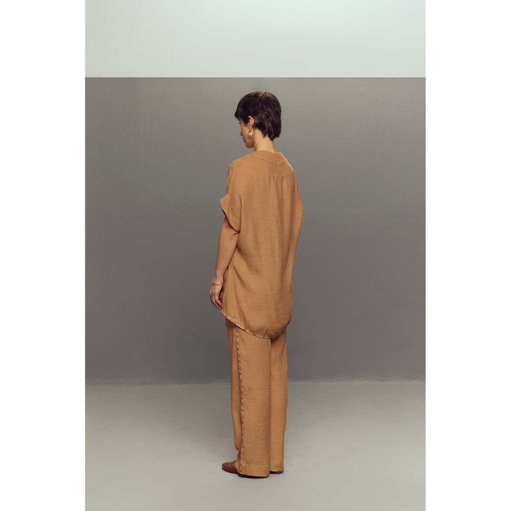 Zaitra Beige Crepe Linen Pants