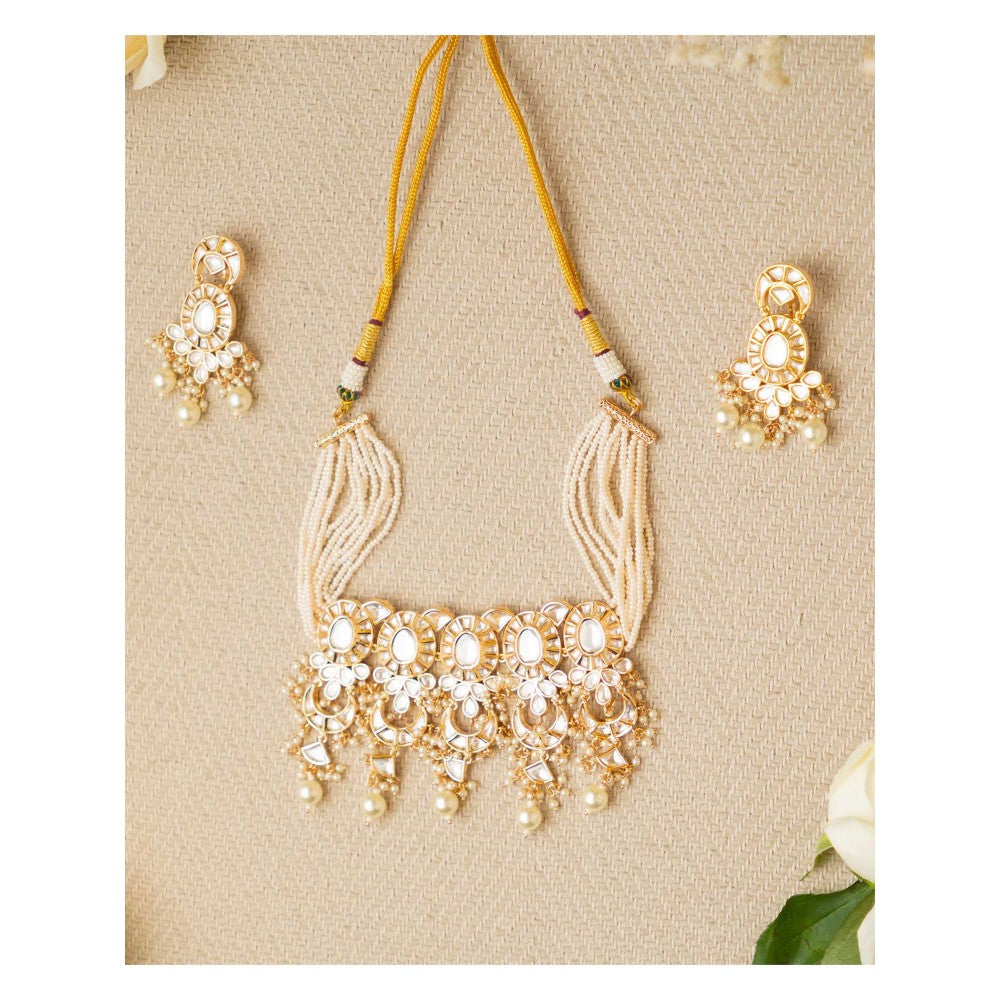 Zevar By Geeta Ameyaa Kundan White Choker with Pair Of Earrings