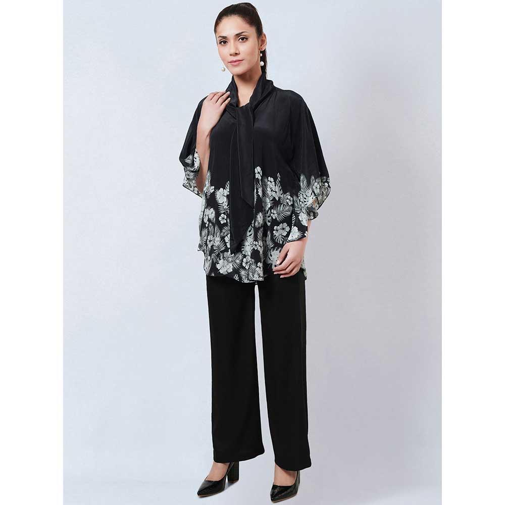 First Resort by Ramola Bachchan Black & White Floral Bow Tie Top & Pant Co-Ord (Set of 2)