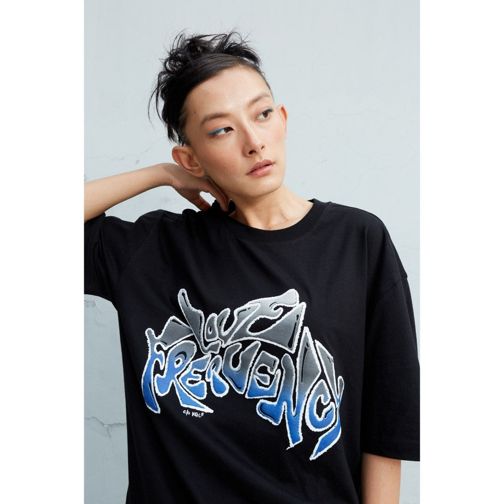 Kilogram Love Frequency' Tee