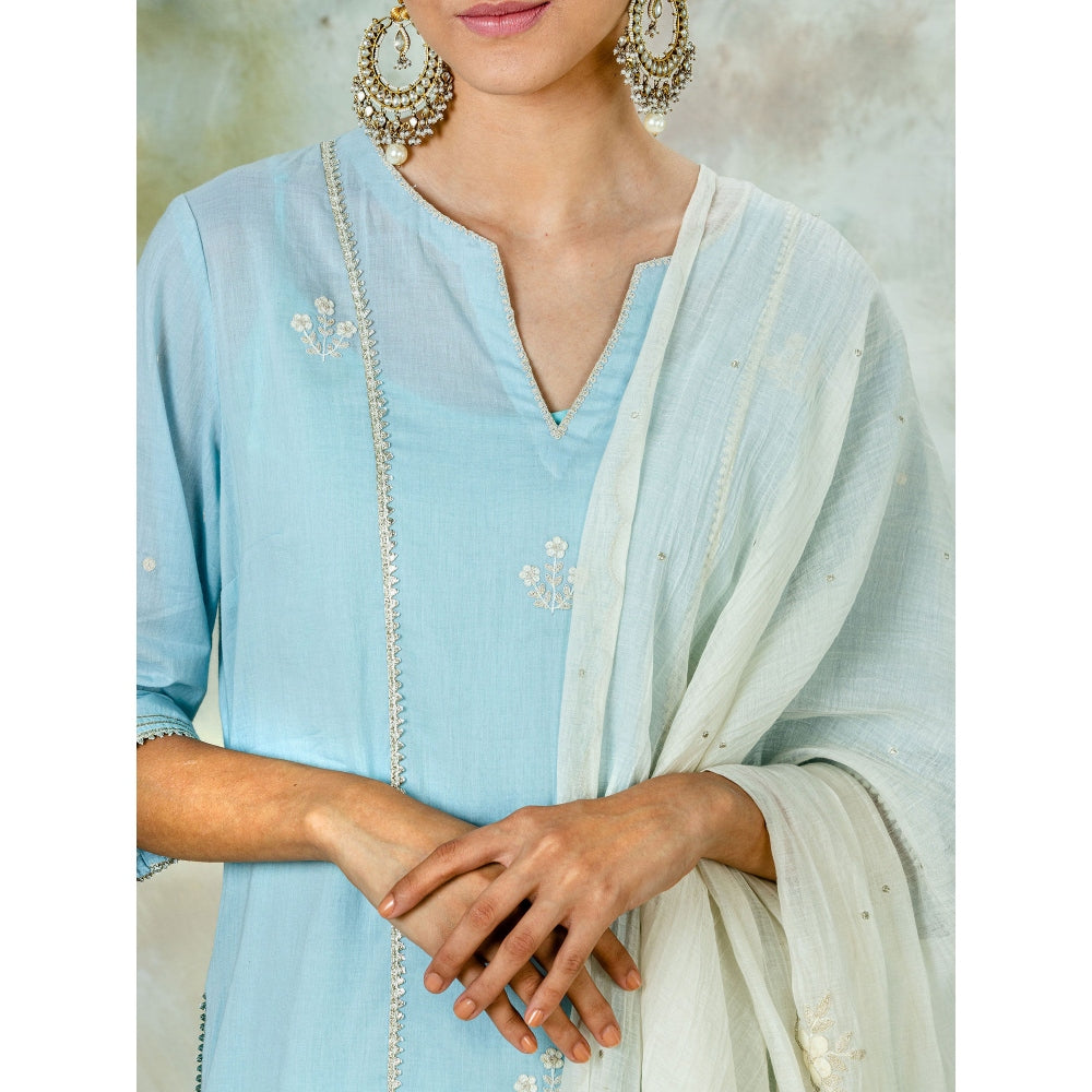 Mandira Wirk Classic Straight Embellished Kurta With Pant And Dupatta (Set of 3)