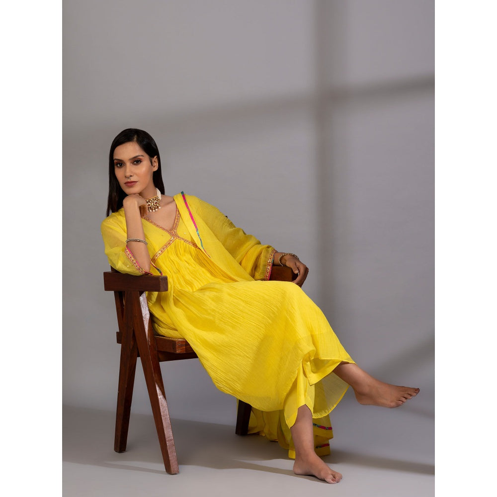 PANTS AND PAJAMAS Yellow Chanderi Kurta With Pant & Dupatta (Set of 3)