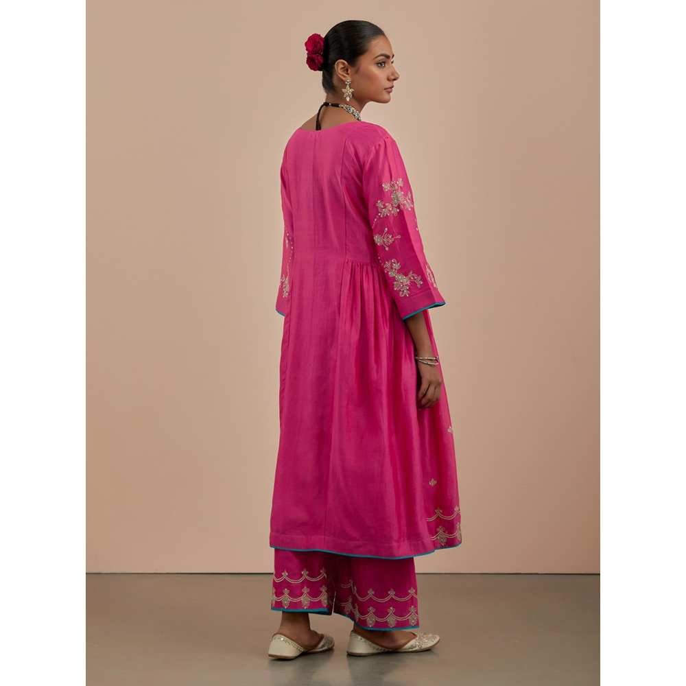 Priya Chaudhary Pink Chanderi Embroidered Dupatta