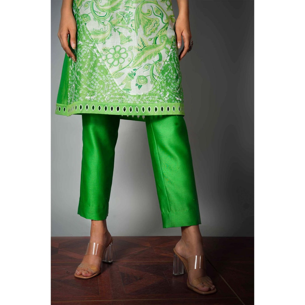 Saksham & Neharicka Green Printed & Bandhej Kurta In Chanderi (Set of 2)