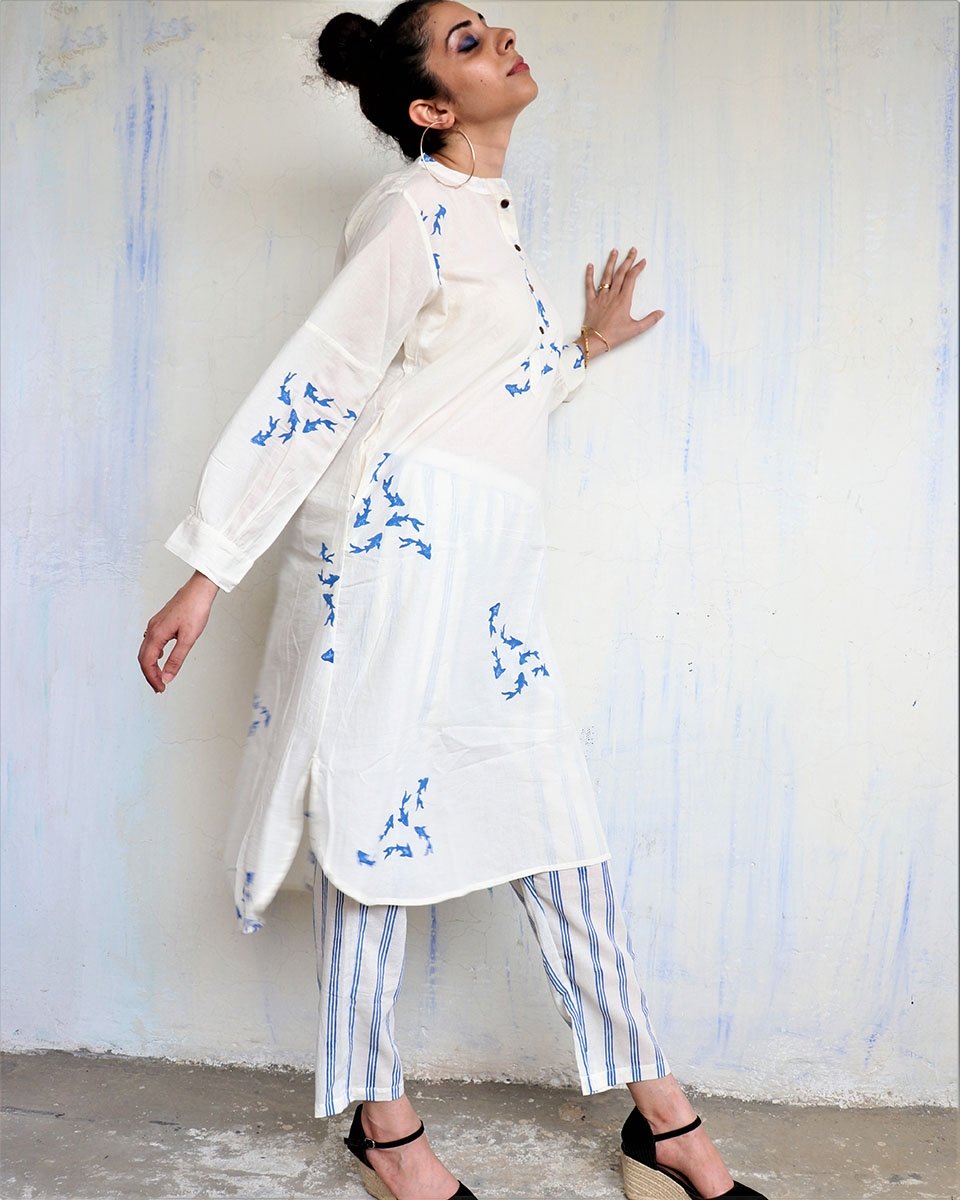 WHITE BLUE FISH BLOCKPRINT DRESS