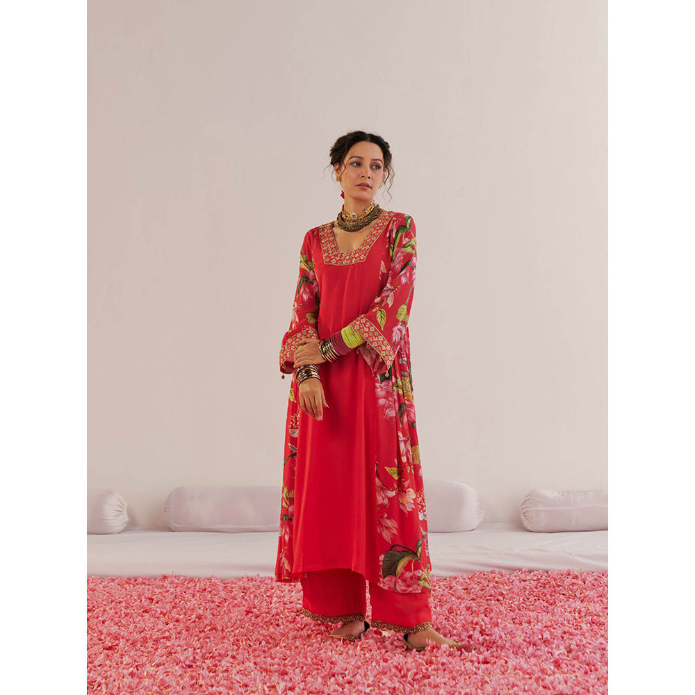 172 Threads Pink Bloom Kurta Pant & Dupatta (Set of 3)
