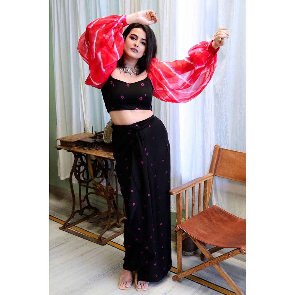 Aapro Label Black Bandhej Wrap Skirt With Leheriya Sleeve Crop (Set of 2)