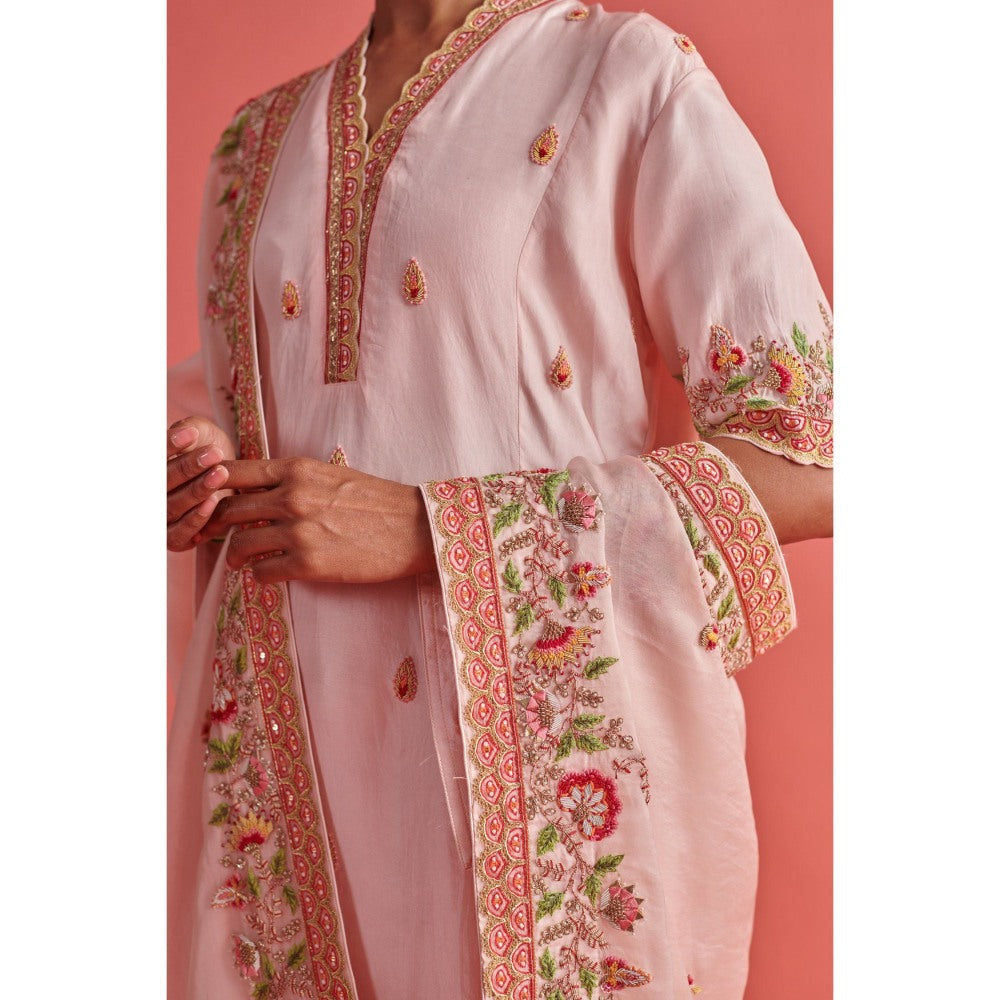 Aarti Sethia Studio Powder Pink Kurta and Pant with Dupatta (Set of 3)