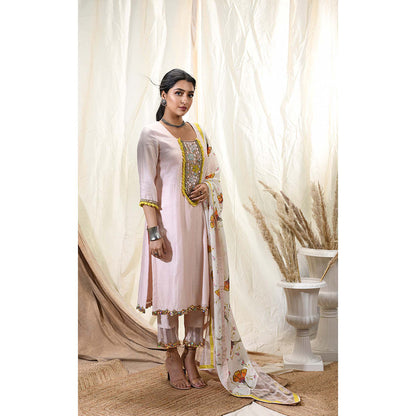Aaryaa By Kashveen Kohli Blush Pink Chanderi Kurta With Pant And Dupatta