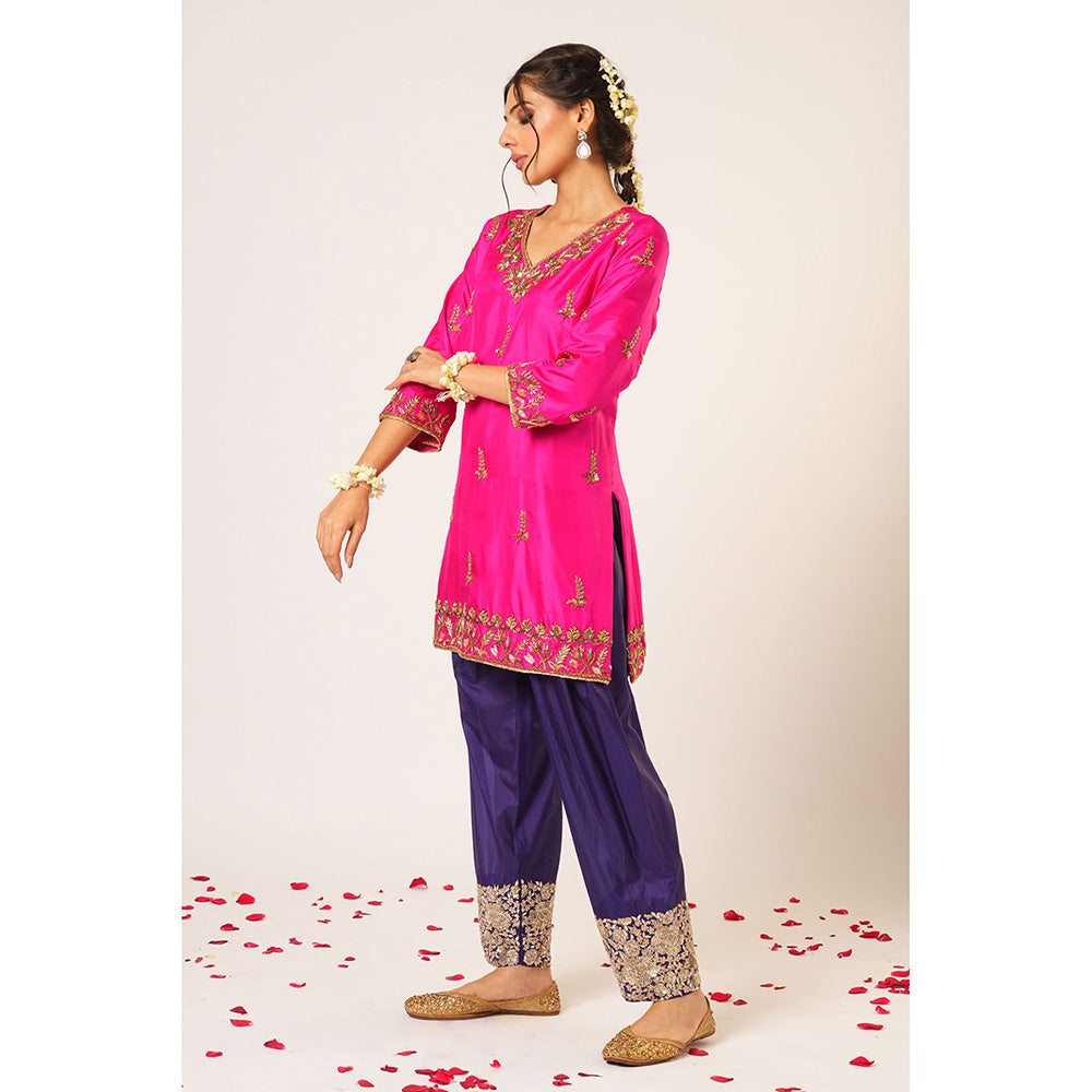 Aayushi Maniar Pink Revati Kurta with Salwar and Dupatta (Set of 3)