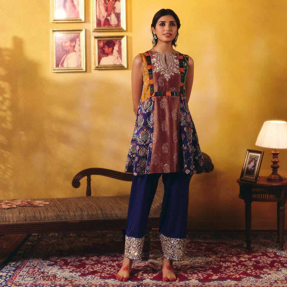 Aayushi Maniar Blue Mayuri Kurti with Salwar and Dupatta (Set of 3)