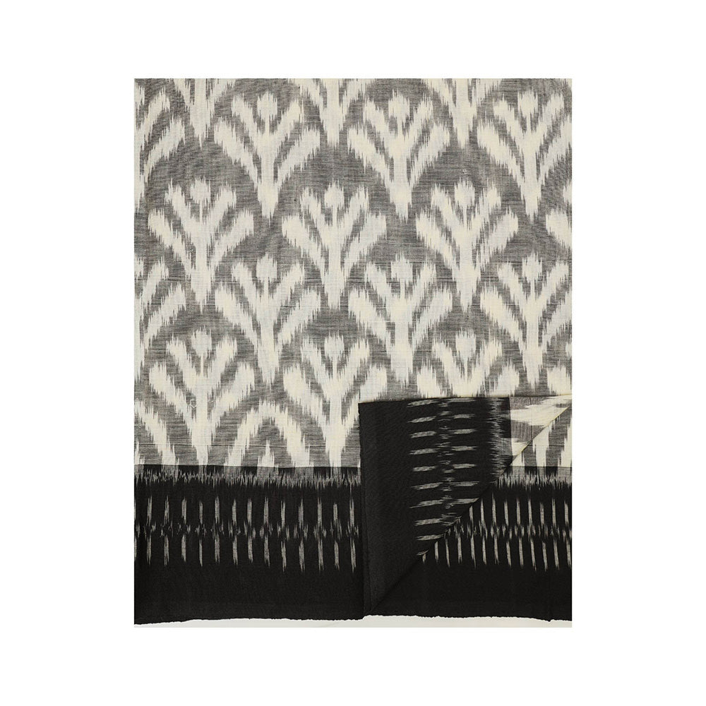 Aditri Black Handloom Ikat On Gas Saree with Unstitched Blouse