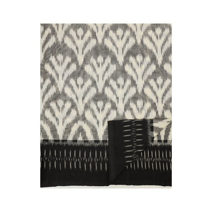 Aditri Black Handloom Ikat On Gas Saree with Unstitched Blouse