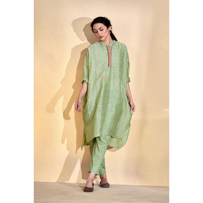 AFFROZ Taarof Sage Green Kurta with Pant (Set of 2)