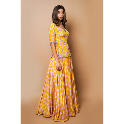 Ahi Clothing Yellow Digital Printed Lehenga (Set of 3)