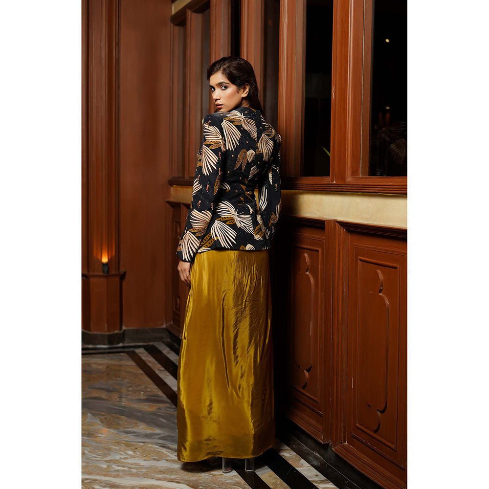 AHI Clothing Black Abstract Heavy Crepe Drape Top with Skirt