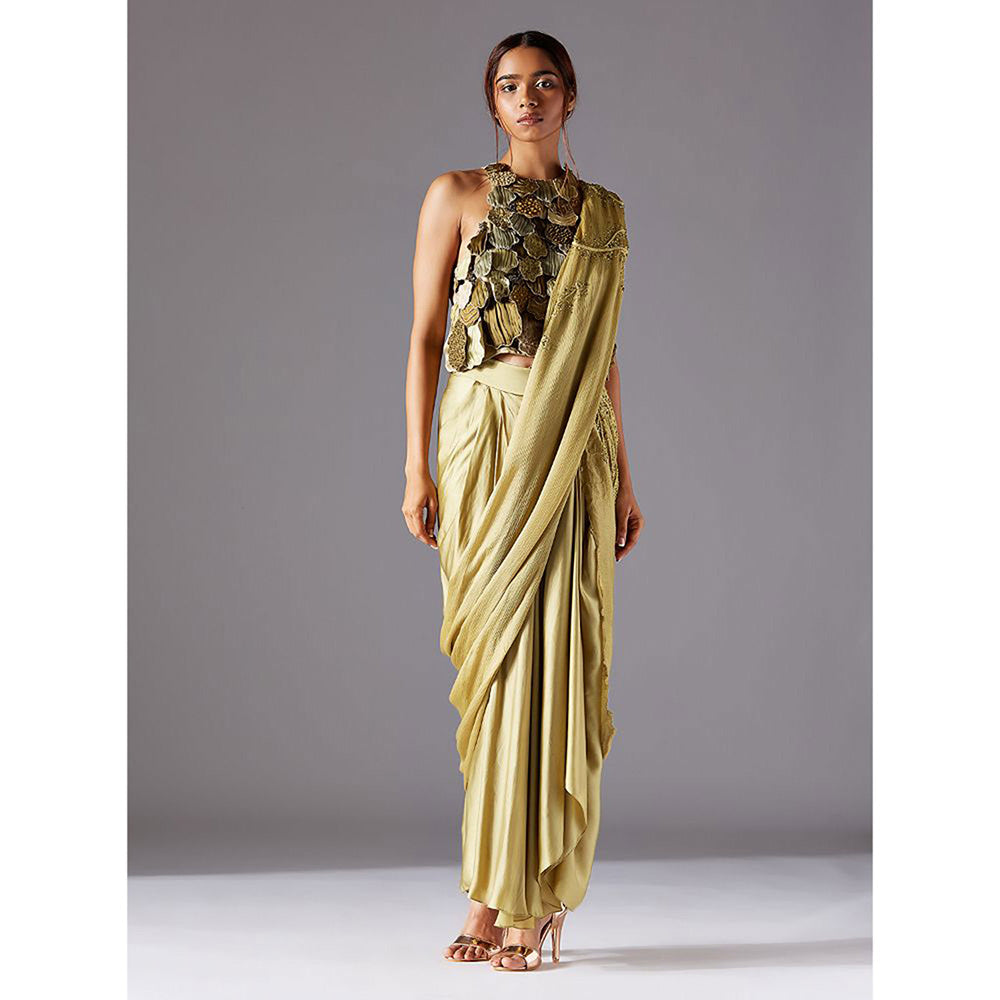 A Humming Way Mima Mounds Top With Draped Lungi Skirt and Living Stole- Dupatta