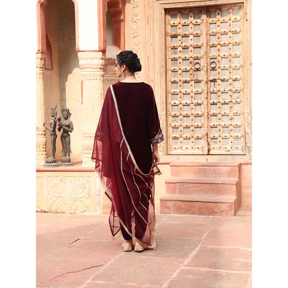 Ajiesh Oberoi Wine Dhoti with Short Kurta and Dupatta (Set of 3)